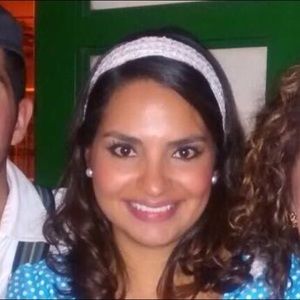 Meet your Posher, Manuela